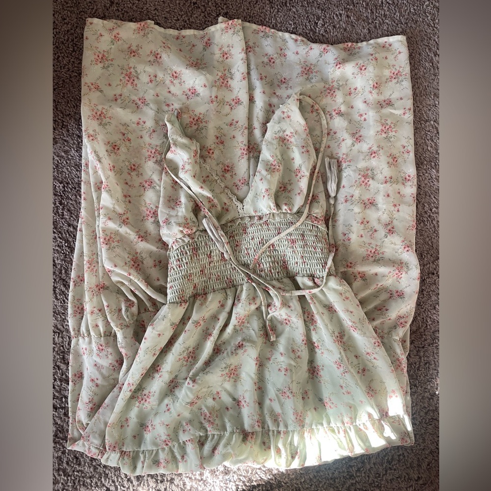 Altar’d State Light Green and Floral Long Maxi Neck Tie Dress Size Medium